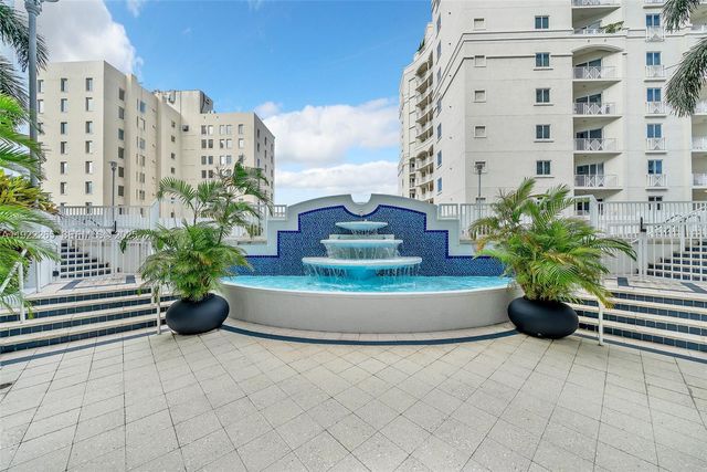 255 Evernia St 1421, West Palm Beach, FL 33401