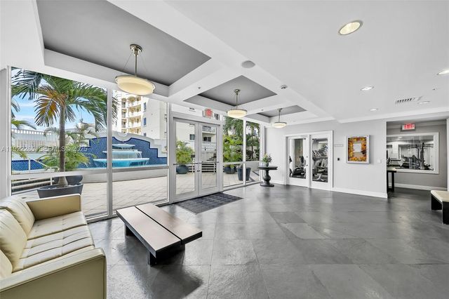 255 Evernia St 1421, West Palm Beach, FL 33401