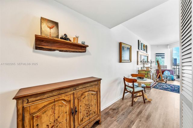 255 Evernia St 1421, West Palm Beach, FL 33401