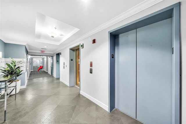 255 Evernia St 1421, West Palm Beach, FL 33401