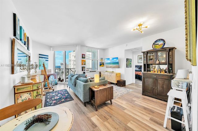 255 Evernia St 1421, West Palm Beach, FL 33401