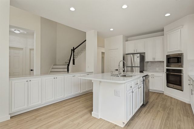 11160 Silver Horn Drive, Frisco, TX 75033