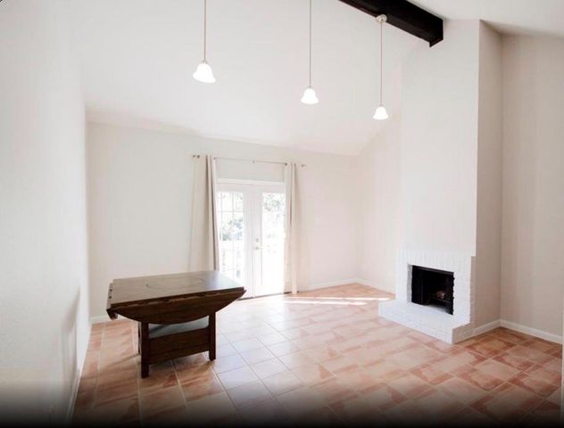 2100 Tanglewilde Street Street 428, Houston, TX 77063