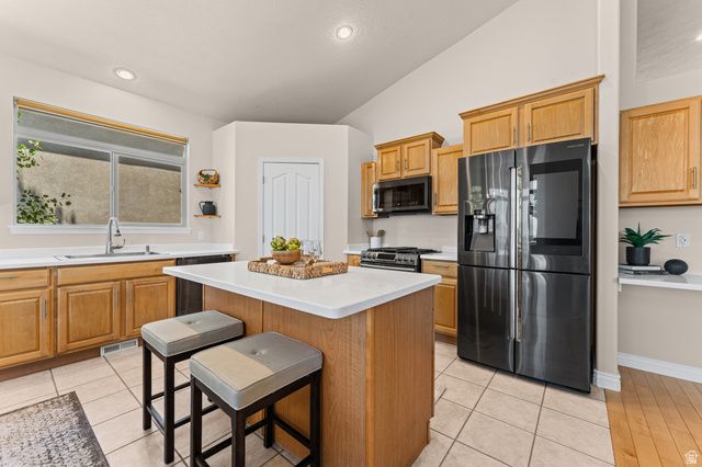10489 N COLONIAL DR, Cedar Hills, UT 84062