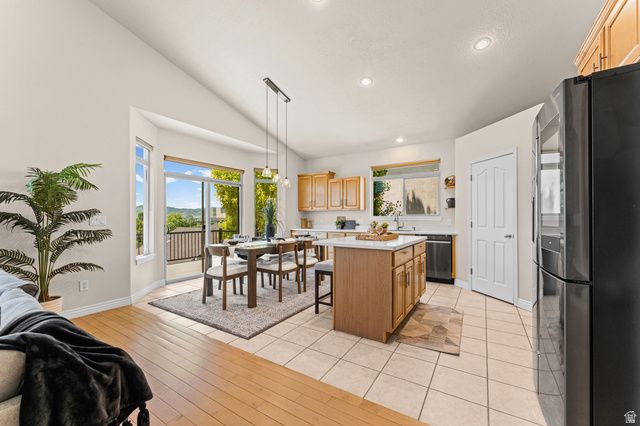 10489 N COLONIAL DR, Cedar Hills, UT 84062