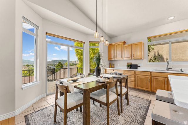 10489 N COLONIAL DR, Cedar Hills, UT 84062