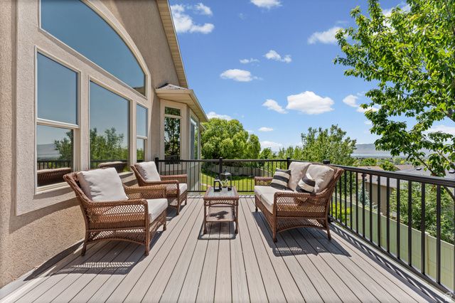 10489 N COLONIAL DR, Cedar Hills, UT 84062