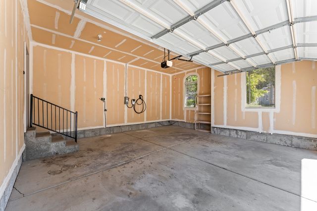 10489 N COLONIAL DR, Cedar Hills, UT 84062