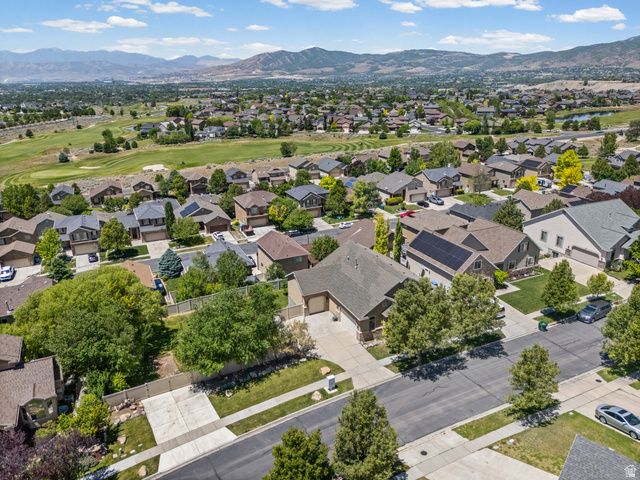 10489 N COLONIAL DR, Cedar Hills, UT 84062