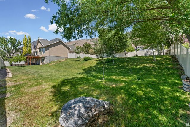 10489 N COLONIAL DR, Cedar Hills, UT 84062