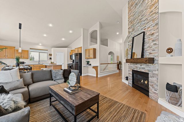 10489 N COLONIAL DR, Cedar Hills, UT 84062