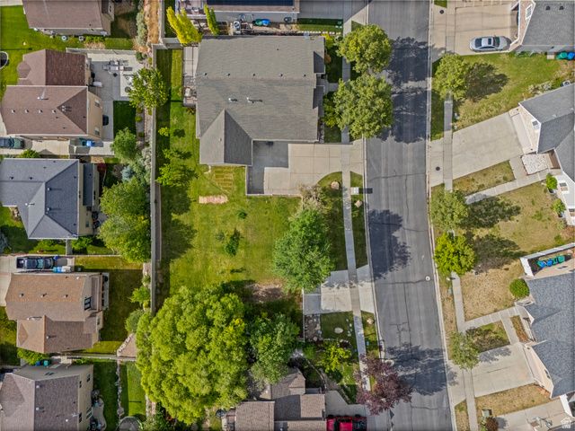 10489 N COLONIAL DR, Cedar Hills, UT 84062