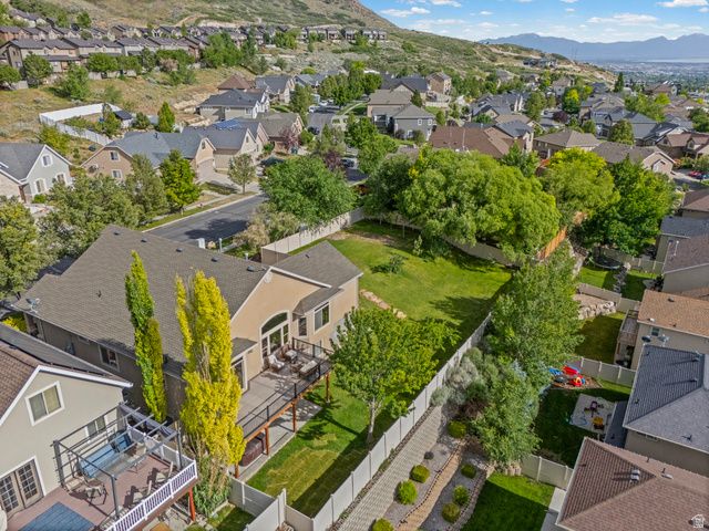 10489 N COLONIAL DR, Cedar Hills, UT 84062