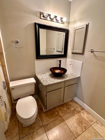 5742 LARKDALE DR, San Antonio, TX 78233