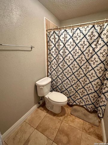 5742 LARKDALE DR, San Antonio, TX 78233