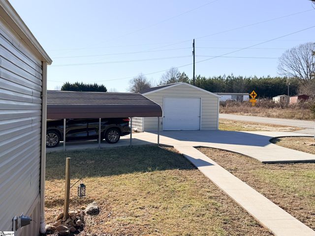 3120 414 Highway, Taylors, SC 29687