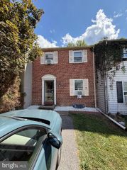 168 STONEHOUSE LN, Lancaster, PA 17603