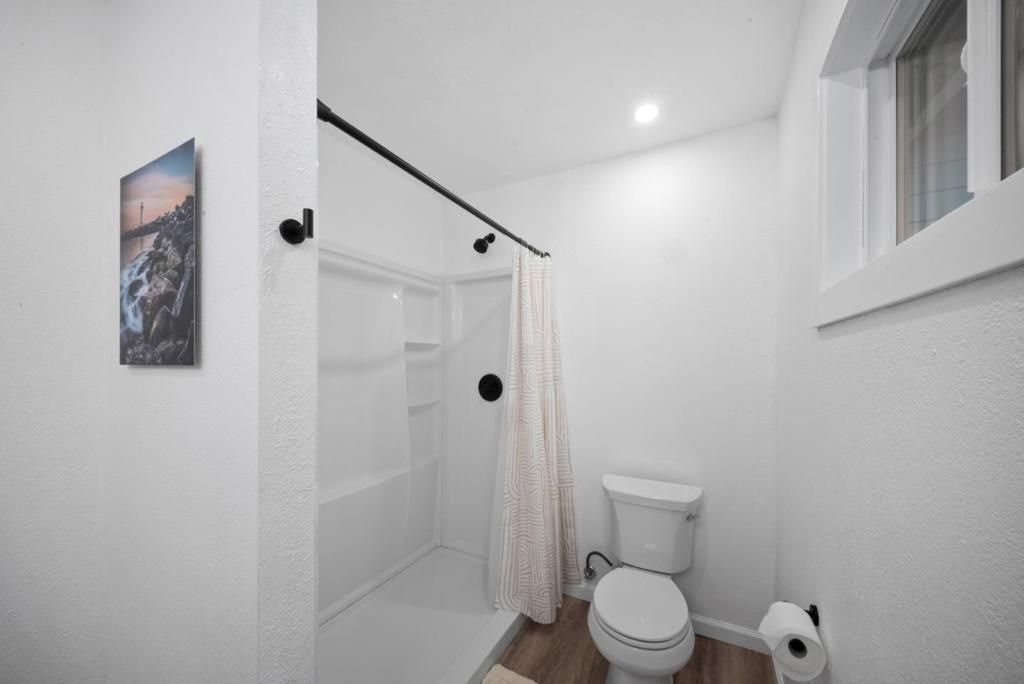 Image 40 of property listing at 26650 Soquel San Jose Road, Los Gatos, CA 95033