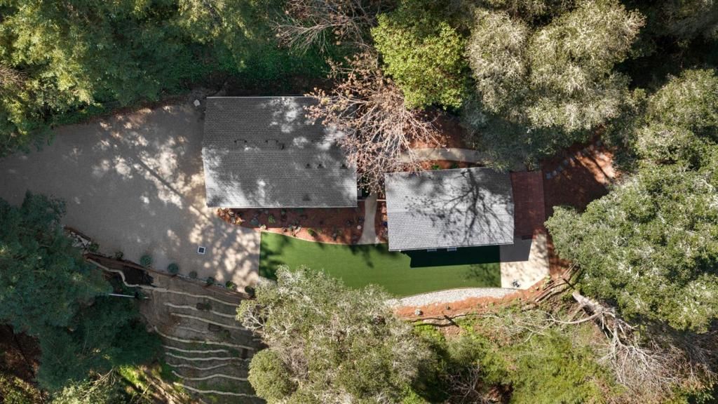 Image 46 of property listing at 26650 Soquel San Jose Road, Los Gatos, CA 95033