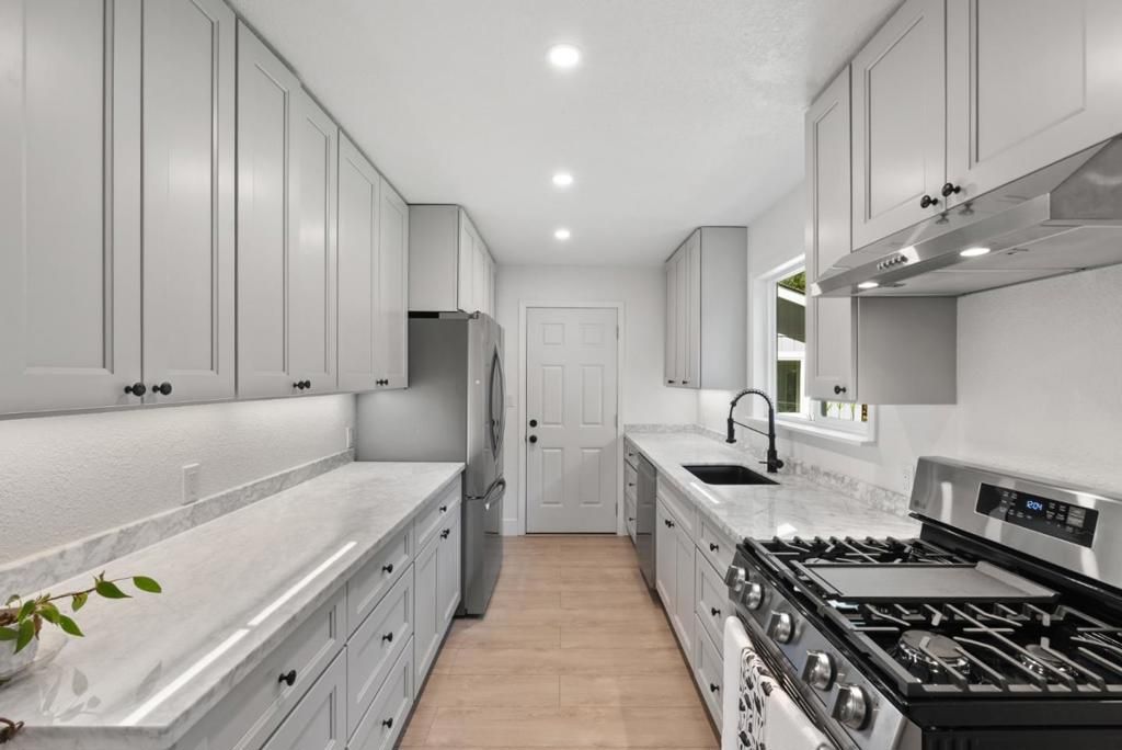 Image 8 of property listing at 26650 Soquel San Jose Road, Los Gatos, CA 95033