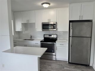 495 NW 43rd Ct 1, Oakland Park, FL 33309