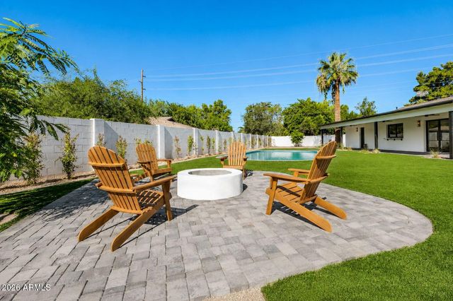 1413 W FRIER Drive, Phoenix, AZ 85021