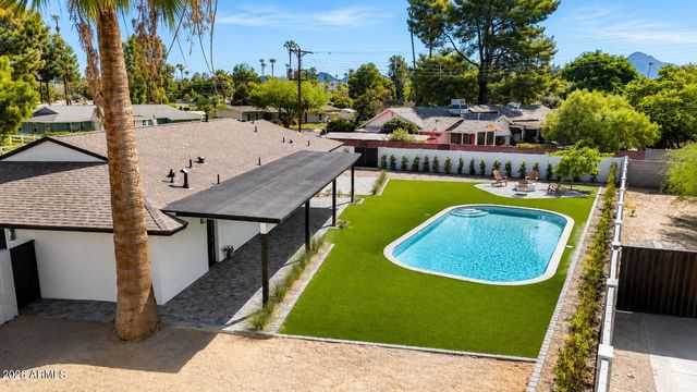 1413 W FRIER Drive, Phoenix, AZ 85021
