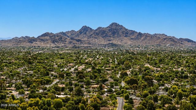 1413 W FRIER Drive, Phoenix, AZ 85021