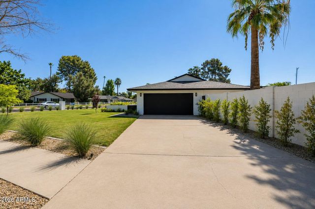 1413 W FRIER Drive, Phoenix, AZ 85021