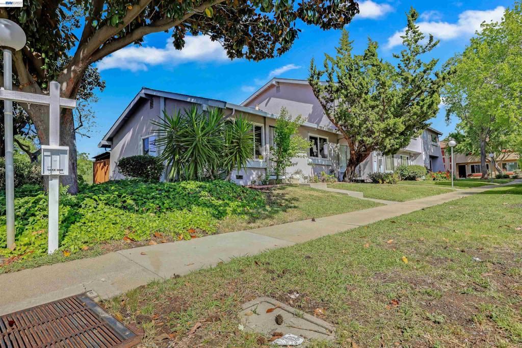 Image 1 of property listing at 4006 Willow Pass Rd A, Concord, CA 94519