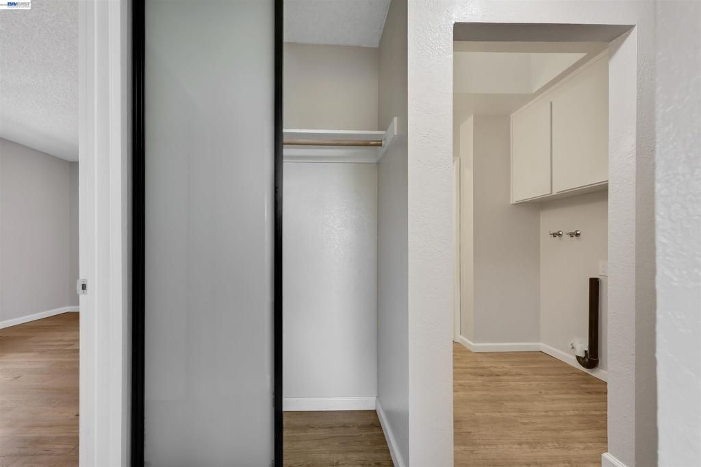 Image 14 of property listing at 4006 Willow Pass Rd A, Concord, CA 94519