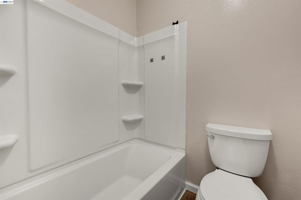 Image 20 of property listing at 4006 Willow Pass Rd A, Concord, CA 94519