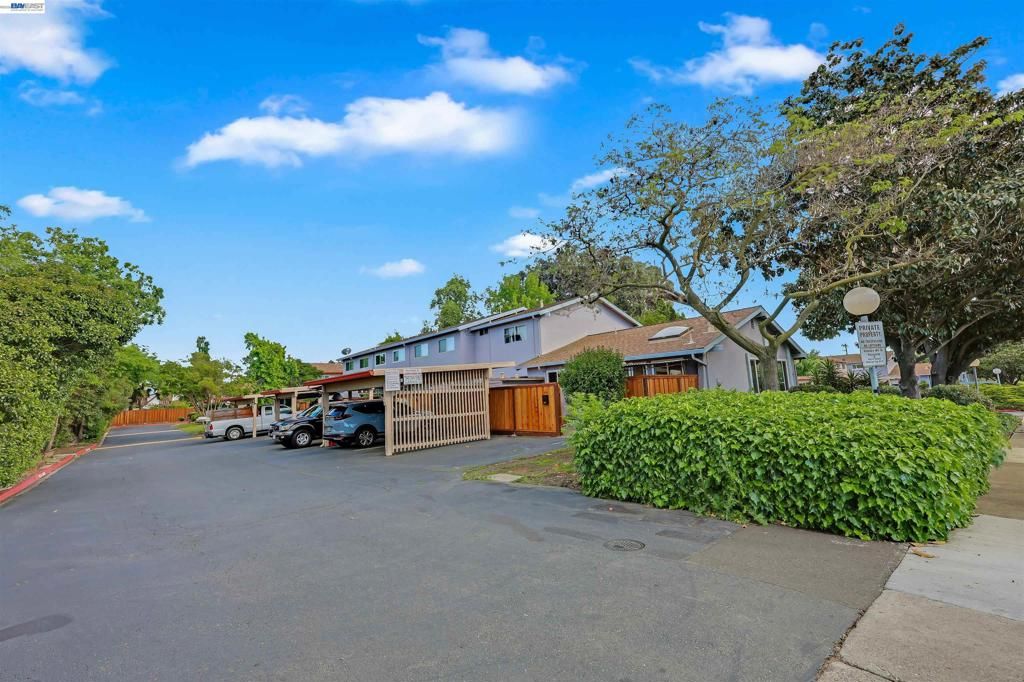 Image 28 of property listing at 4006 Willow Pass Rd A, Concord, CA 94519