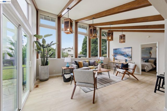 3445 Badding Rd, Castro Valley, CA 94546