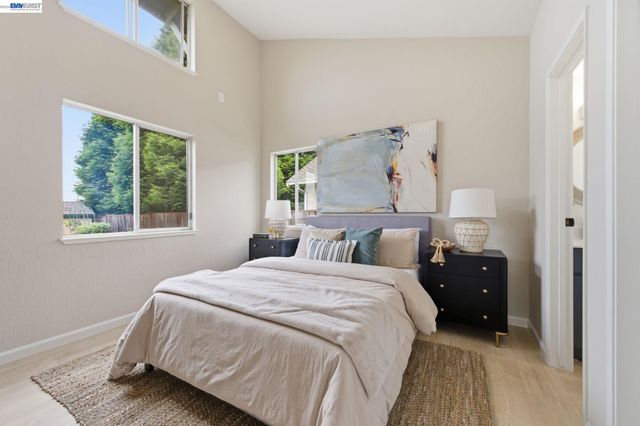 3445 Badding Rd, Castro Valley, CA 94546