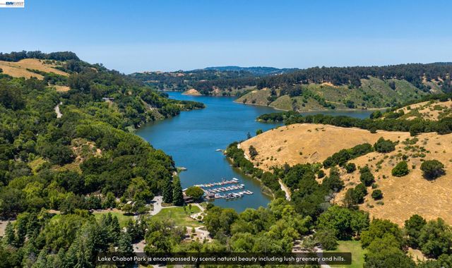 3445 Badding Rd, Castro Valley, CA 94546