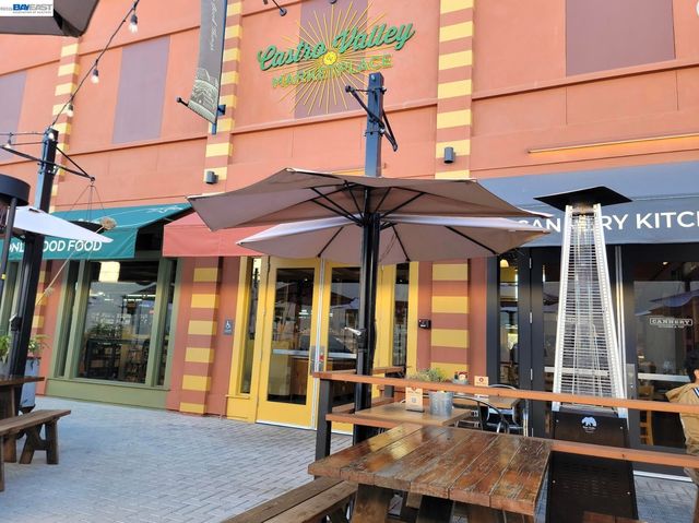 3445 Badding Rd, Castro Valley, CA 94546