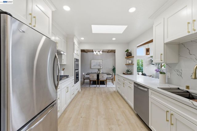 3445 Badding Rd, Castro Valley, CA 94546