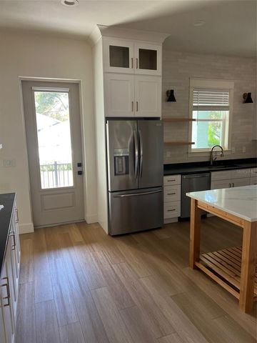 1503 E NORTH STREET, Tampa, FL 33610
