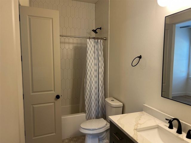 1503 E NORTH STREET, Tampa, FL 33610