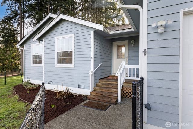 1276 SE Salmonberry Road, Port Orchard, WA 98366