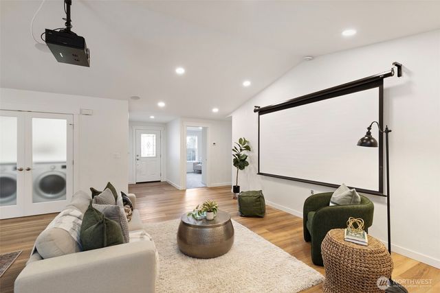 1276 SE Salmonberry Road, Port Orchard, WA 98366