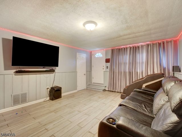 316 Concord St, Rahway City, NJ 07065