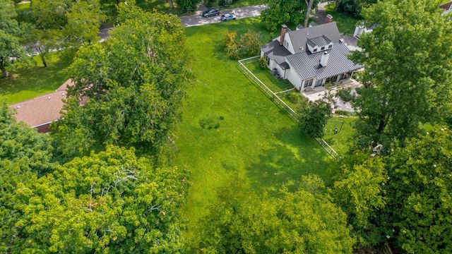 1220 Winding Way, Nashville, TN 37216