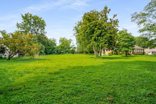 1220 Winding Way, Nashville, TN 37216