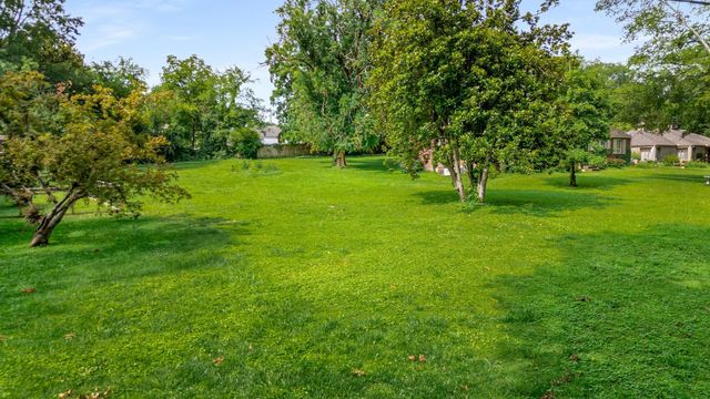 1220 Winding Way, Nashville, TN 37216