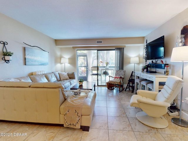 3800 Saxon Drive # 250, New Smyrna Beach, FL 32169