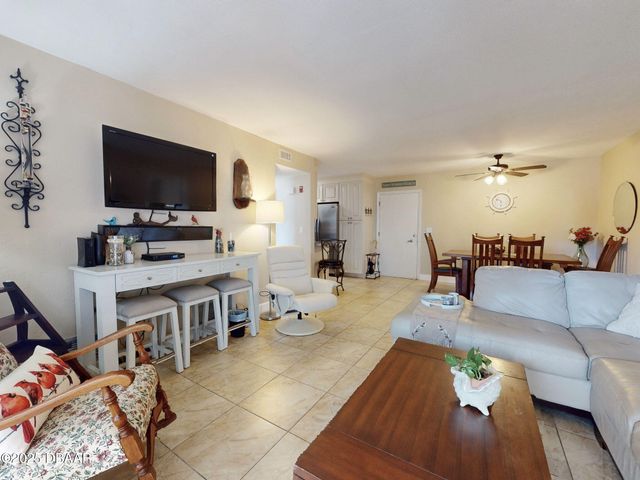 3800 Saxon Drive # 250, New Smyrna Beach, FL 32169