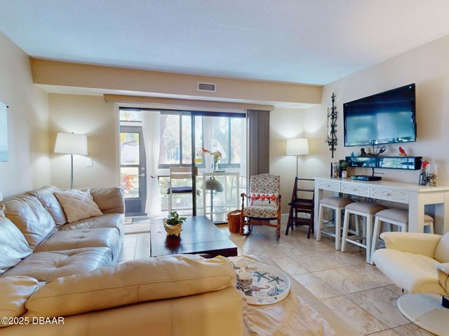 3800 Saxon Drive # 250, New Smyrna Beach, FL 32169