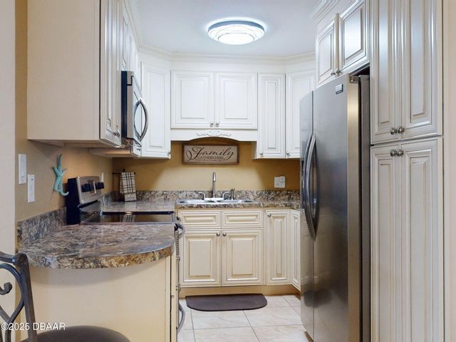 3800 Saxon Drive # 250, New Smyrna Beach, FL 32169